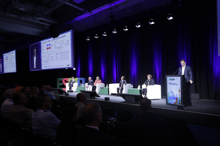 ESMO25_Tiseo